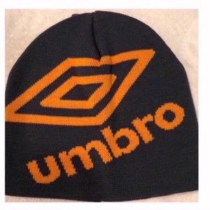 umbro logo beanie nwt